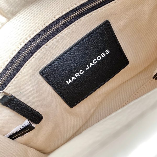 Marc Jacobs Shopping Tote Bag Black And White - Image 9