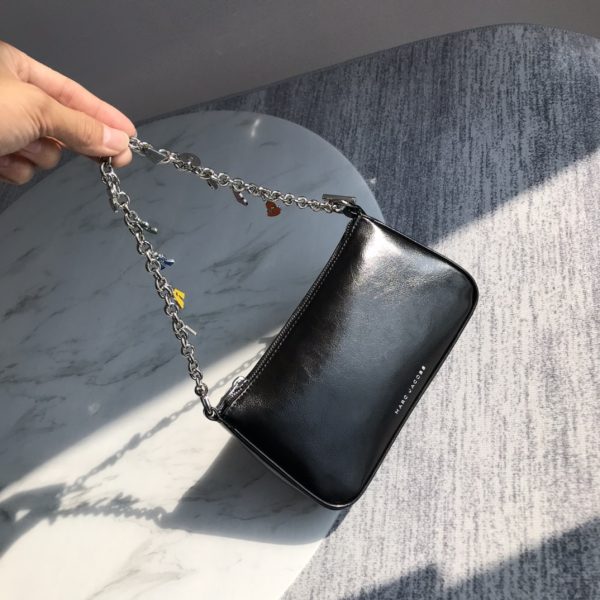 Marc Jacobs Devon Charm Purse Letter Chain Armpit Bag Shoulder! The Shoulder Strap Can Be Detached To Make A Necklace Black - Image 3