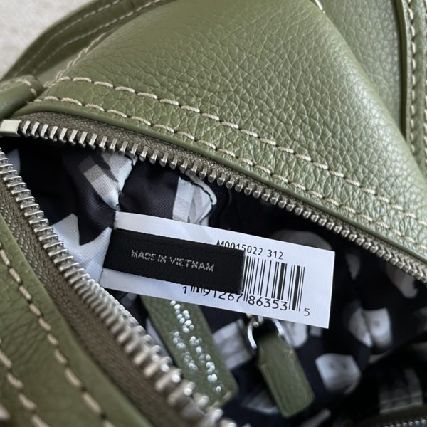 Marc Jacobs Tote Cross-Body Bag Pebbled Top Cowhide Leather Ultra-Soft And Delicate Dust Bag Green - Image 9