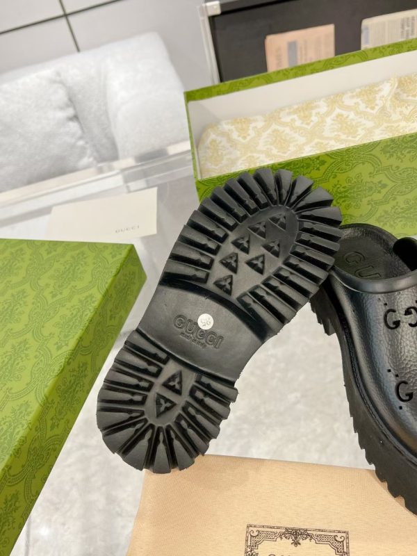 Gucci GG Slides perforated carved shoes black - Image 9