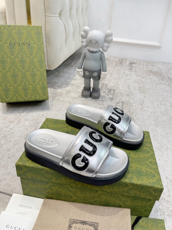 Gucci Gucci spring summer slippers sandals silver - Image 4