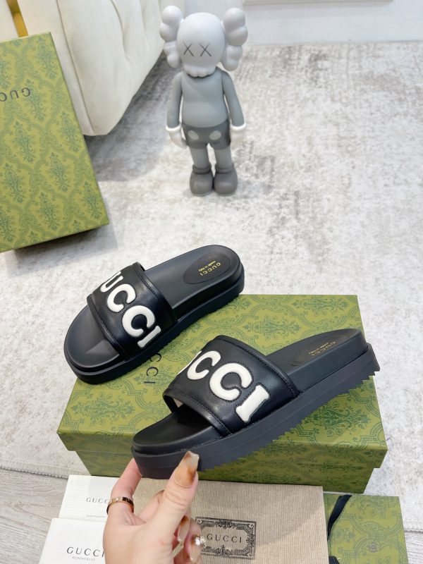 Gucci Gucci spring summer slippers sandals black - Image 4