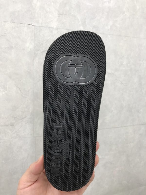 Gucci men’s and women’s homobian Gudgem slippers sandals A - Image 7