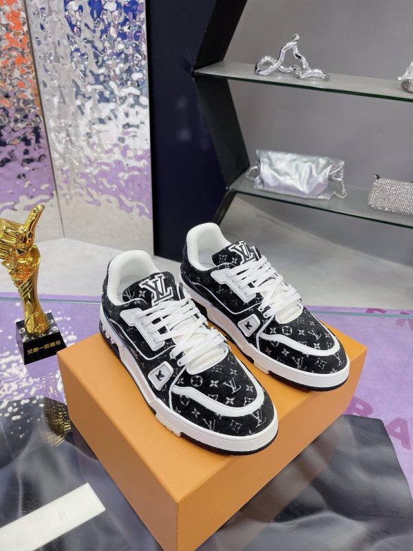 Louis Vuitton Trainer Maxi Sneakers Series LV cloth embossed technology model B