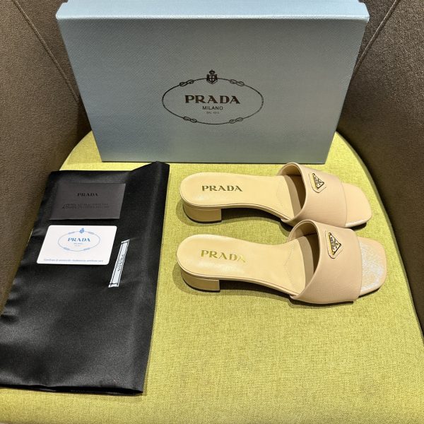 Prada Spring Summer 2024SS New Saffiano patent leather mid-heeled slippers B - Image 2