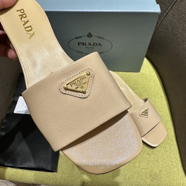 Prada Spring Summer 2024SS New Saffiano patent leather mid-heeled slippers B - Image 5