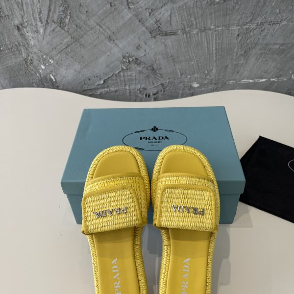 Prada 2024 popular straw series of must-have slippers  yellow - Image 4