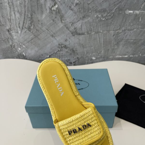 Prada 2024 popular straw series of must-have slippers  yellow - Image 7